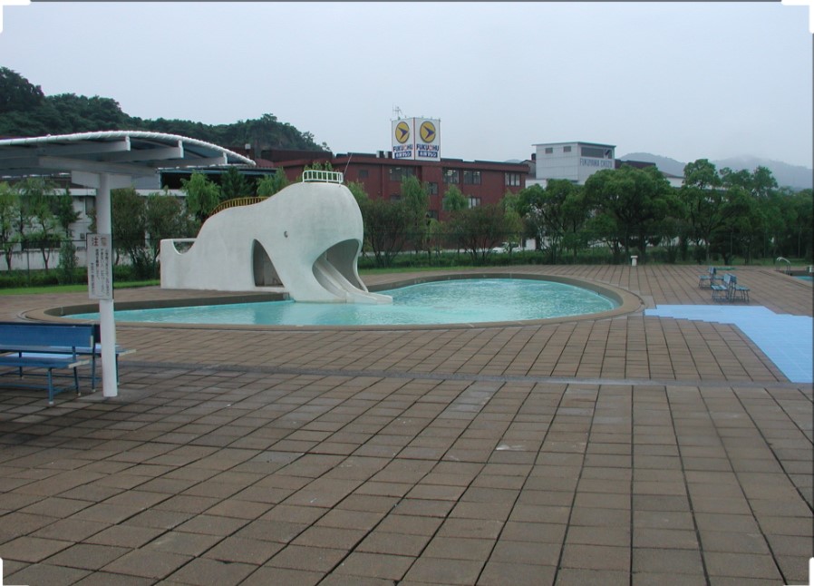 笠岡運動公園プール