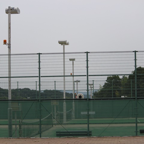 北公園陸上競技場テニスコートナイター